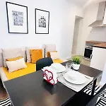 Mary Yellow - No 222 Rc - Studio & Loft